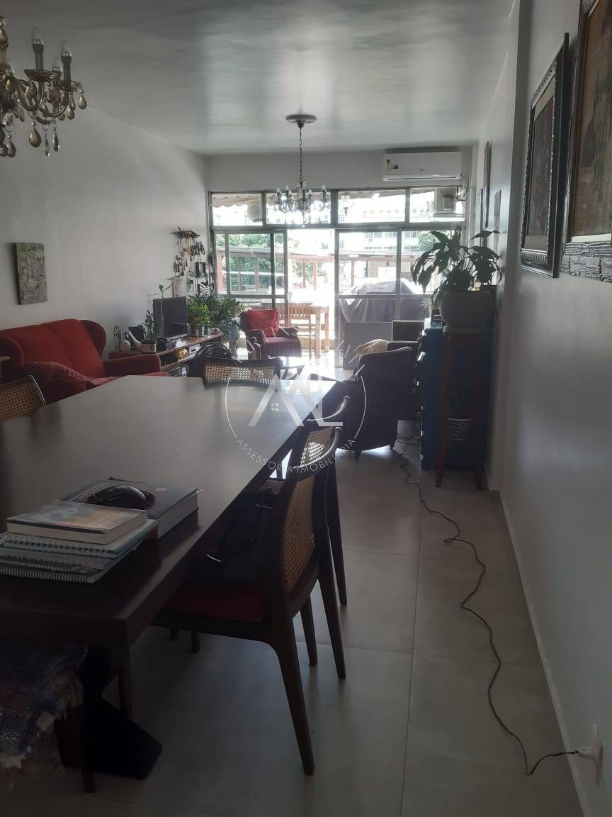 Excelente apartamento na Tijuca, 3 quartos, 2 suítes, dependência completa, a 10 minutos do metrô - Martins e Lima Assessoria Imobiliária