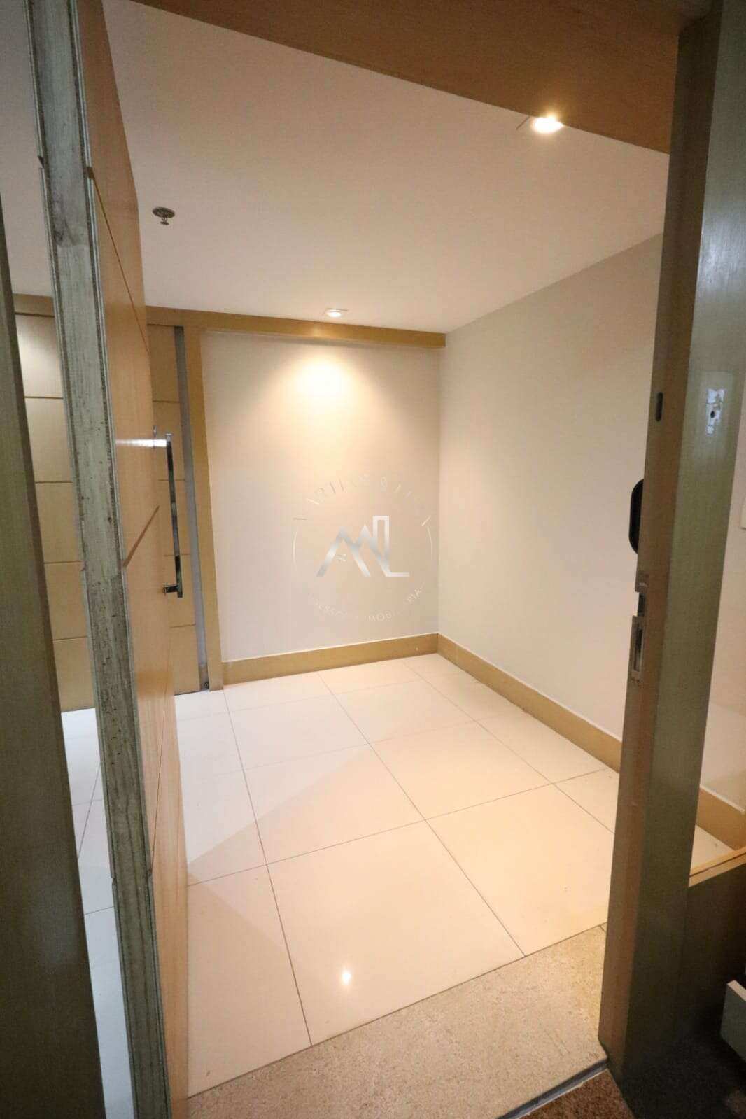 Excelente Sala/Andar comercial, no Coração do Centro do Rio. - Martins e Lima Assessoria Imobiliária